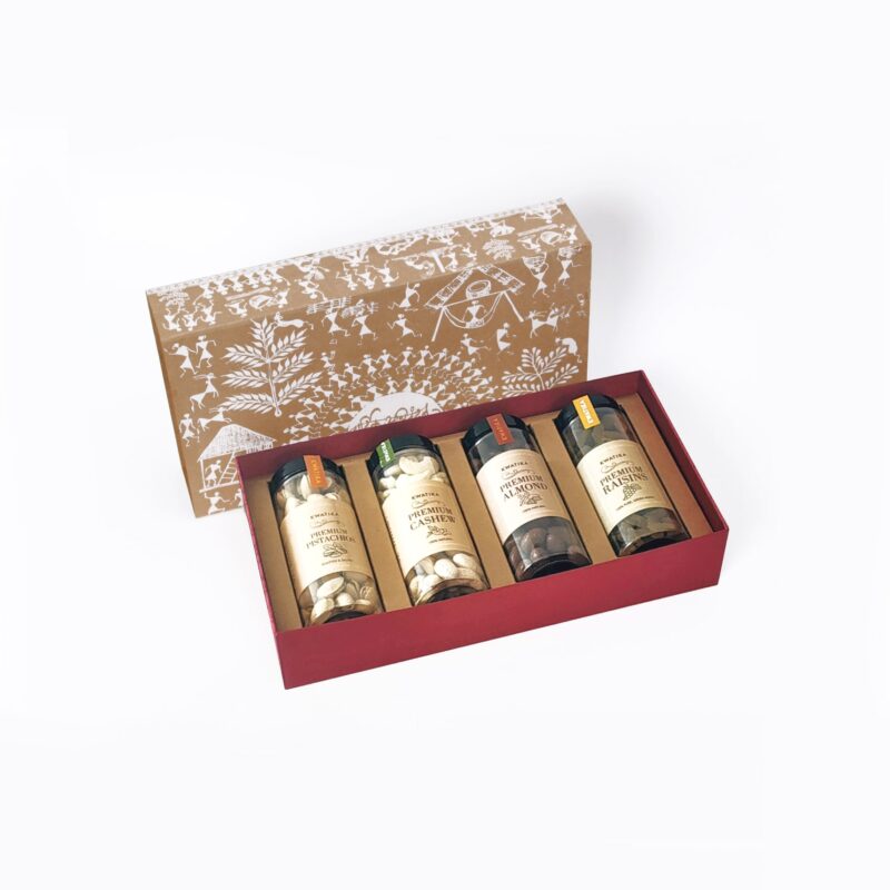 The Tribal Art Gift Pack with Assorted Dry Fruits